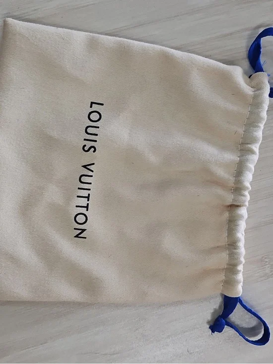 Louis Vuitton Brown and Plum Monogram Silk Scarf with Belt Motif - Picture 2 of 2